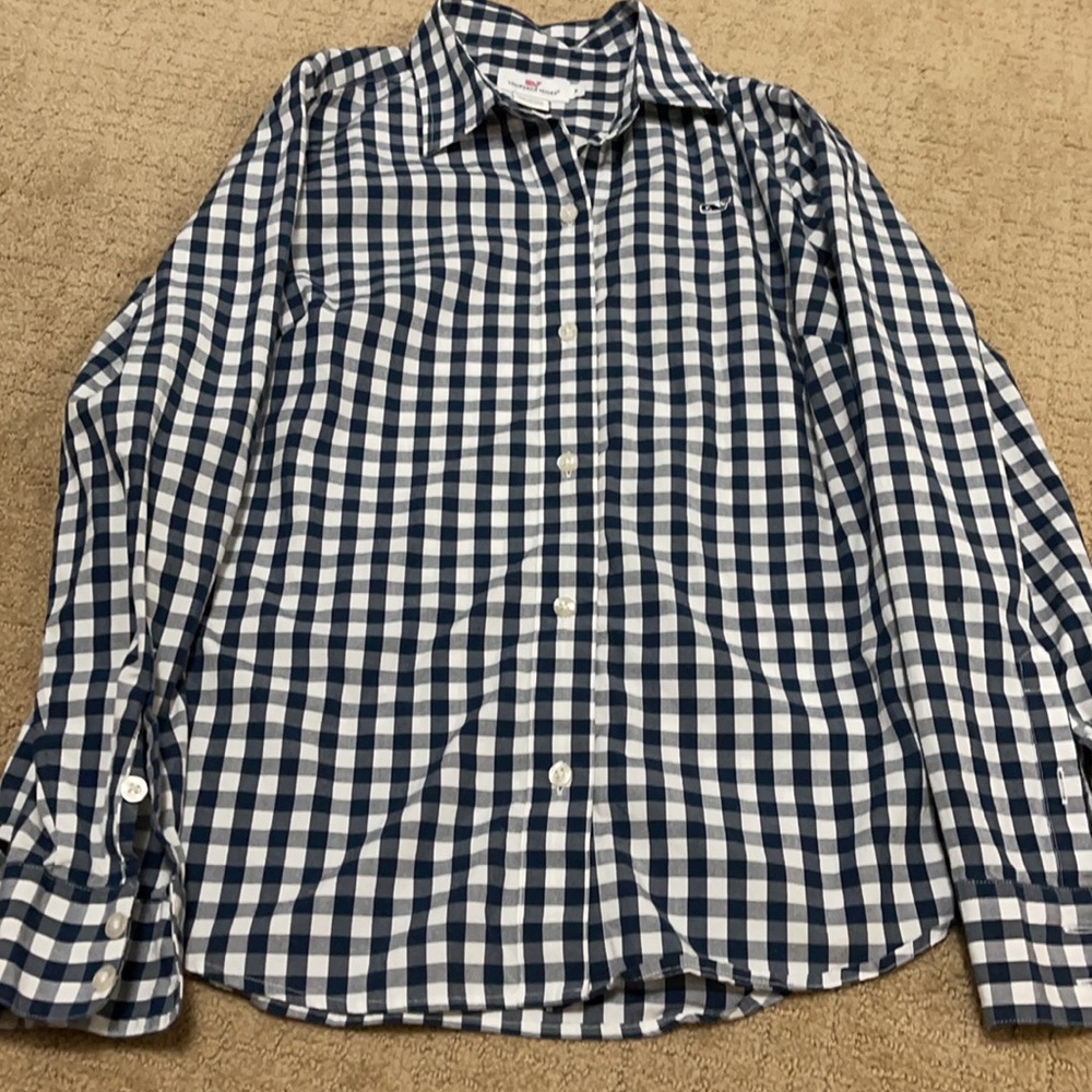 Vineyard Vines Button Up - image 3